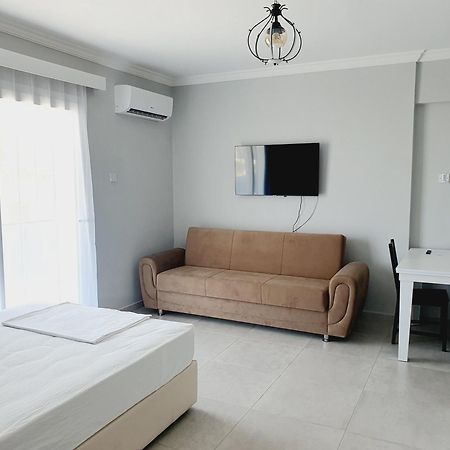 Royal Life Poseidon B Apartamento Agios Georgios  Exterior foto